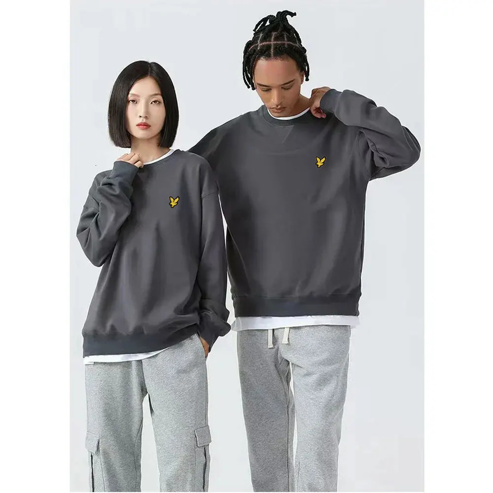 2025 LYLE Pure Cotton High quality ONeck Hoodie Autumn Winter Men Women Eagle Embroidered Casual Sportswear Daily Wear 260618 - view 3