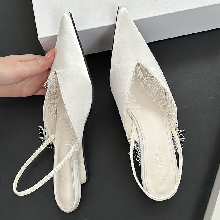 Pointed Sandals Spring Style Pointed Head Shallow Mouth Lace Edge Set Foot Anti-slip Wear-resistant Heel Shoes 250415