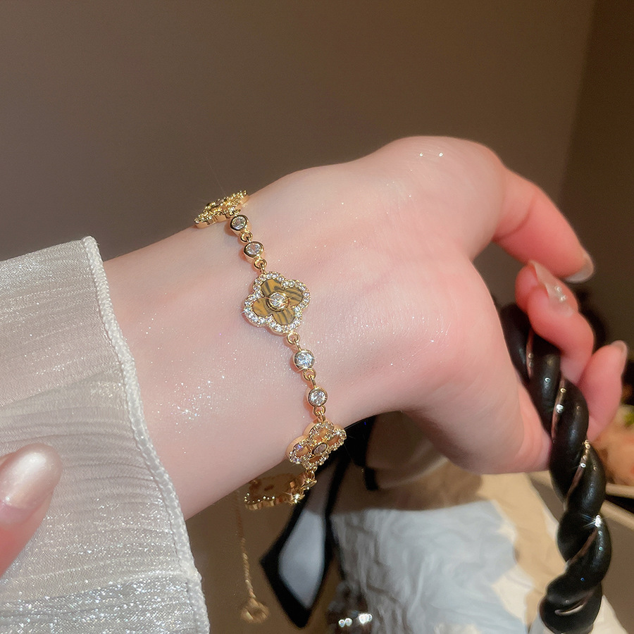 18k real gold plated zircon flower bracelet, light luxury high-end feel, niche fashion, versatile women's jewelry - view 8