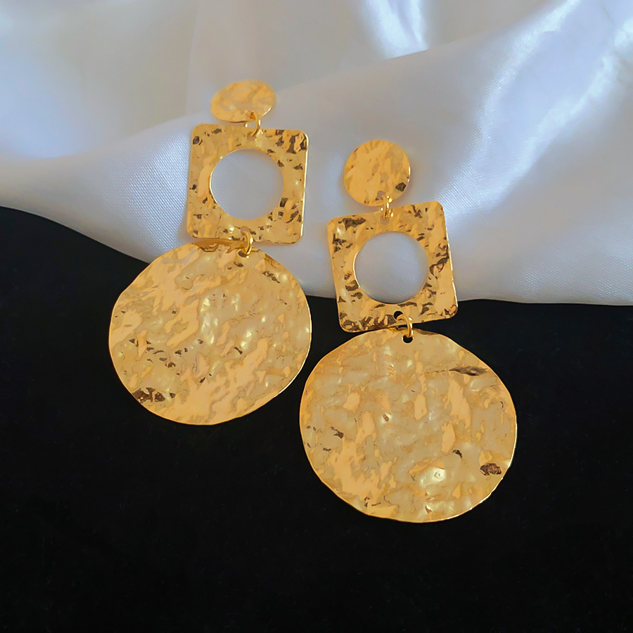 Cross-border exclusive supply of high-end fashion versatile personalized trendy geometric ear clips, new hot-selling European and American earrings - view 7