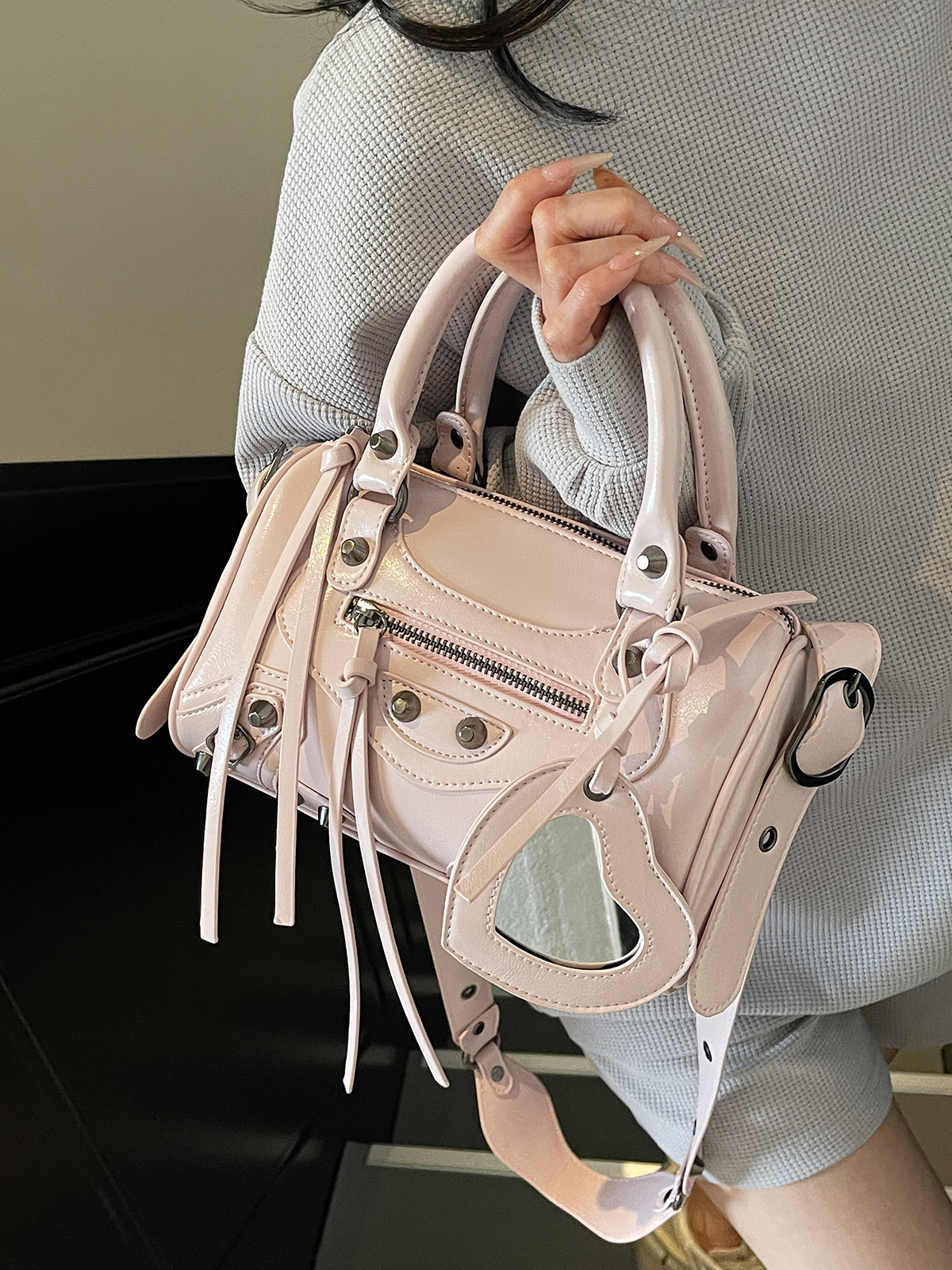 Fashionable printed design boston 2026 new style arrives versatile commuting handbag crossbody bag