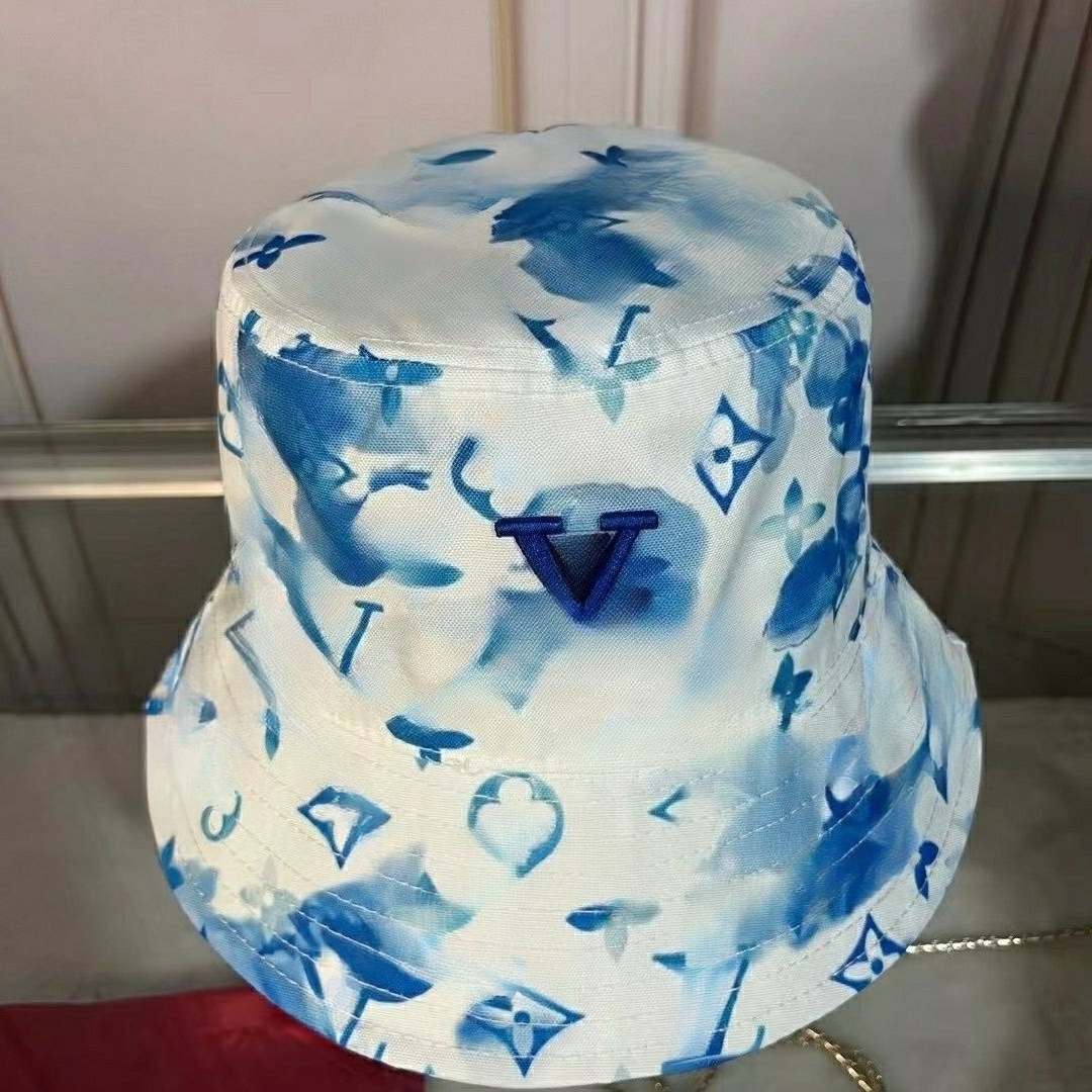 Designer Womens Ball Caps Spring Casual Rhinestone Letter Hats Classics Baseball Caps Fashion Lattice Warm Casquette Vacation Beach Hat