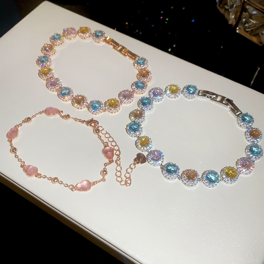 Dopamine candy-colored zircon round bracelet, light luxury niche high-end feel, exquisite and unique versatile women's jewelry - view 3