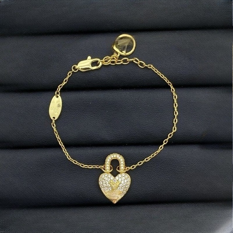 Designer Jewelry Bracelet Luxurious and Personalized Letter Bracelet High quality Jewelry Bracelet for Women