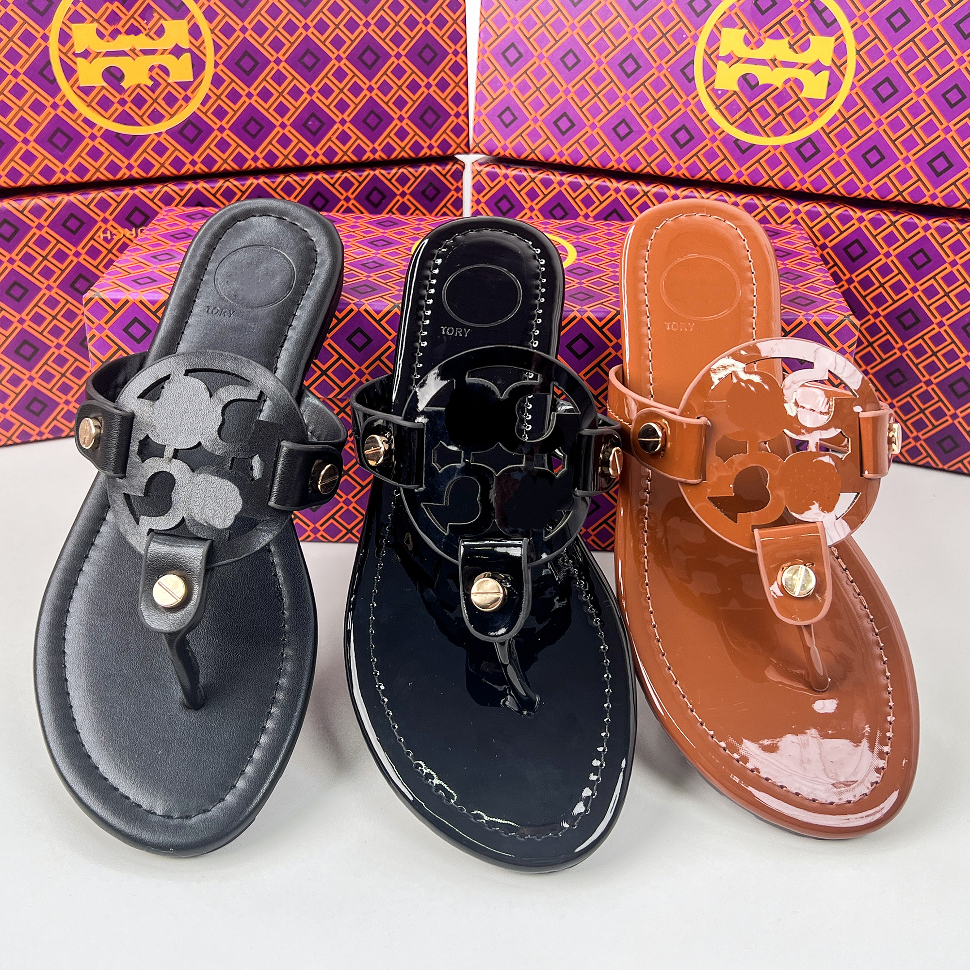 2026 New Toryer Women Miller Patent Leather Thong Slippers Glossy Black Flat Flip Flops Laser Cut Double Hardware Casual Beach Summer Slip In Stock With box