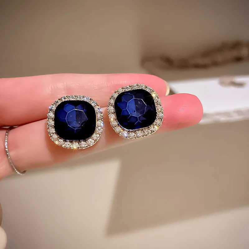Crystal Temperament Square Stud Blue Earring for Women Korean Style Simple Geometry Jewelry Brincos Girl Gift M260623 - view 4