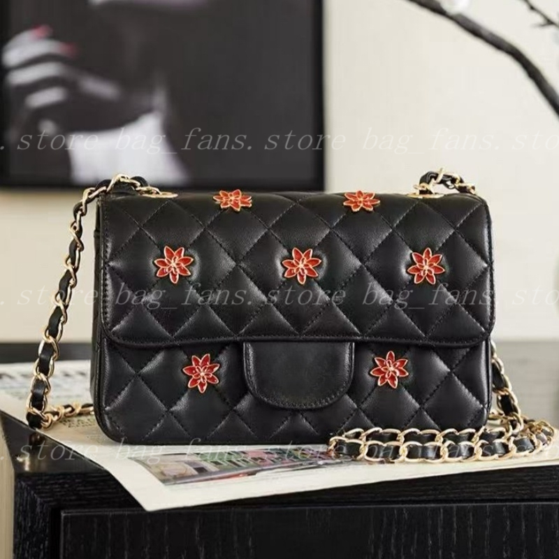 New Quilted Chain Bag Embroidered Flower Detail with Gold Hardware for Women's Daily Wear & Evening Out