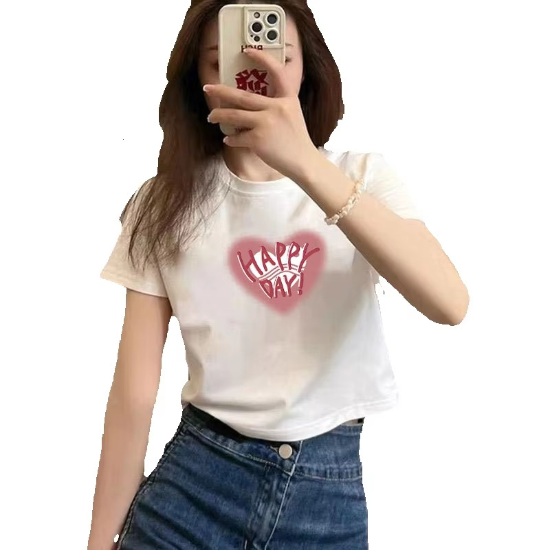 Women's Short Crop Top T-Shirt, Loose Batwing Short-Sleeve Shirt with Crew Neck, White 100% Cotton Anti-Shrink Graphic Tee with “HAPPY DAY” Heart Appl