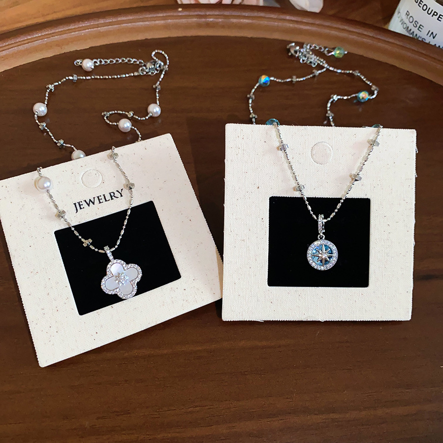 Korean-style ins-style beaded zircon clover flower pendant pearl necklace, light luxury niche collarbone chain necklace for women - view 7