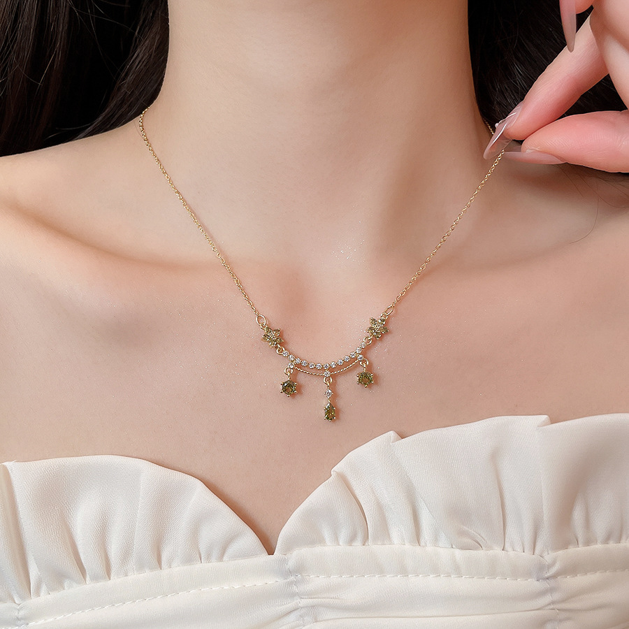 18k real gold plated zircon flower water drop necklace, fashionable and sophisticated collarbone chain, niche exquisite versatile accessory - view 4