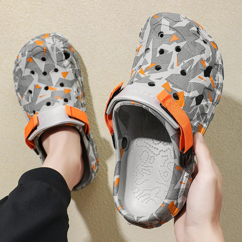Mens Clogs Slippers Sandal Male Garden Shoes Flat Camouflage Sandals Male Sneakers Outdoor Flip Flops Home Clogs 260625 - view 3