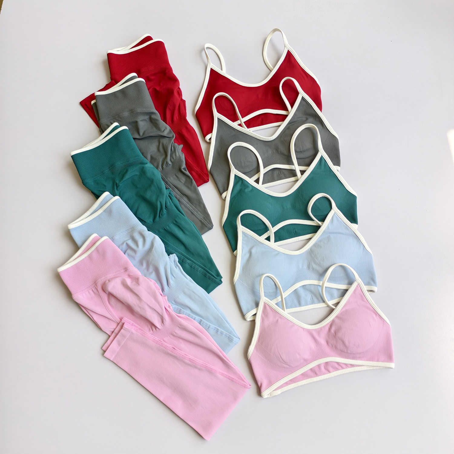 Seamless Fitness Set Yoga Womens Tracksuit Sportswear Workout Leggings with Sports Bra Middle Waist Gym Clothing Fitness Suit M260626
