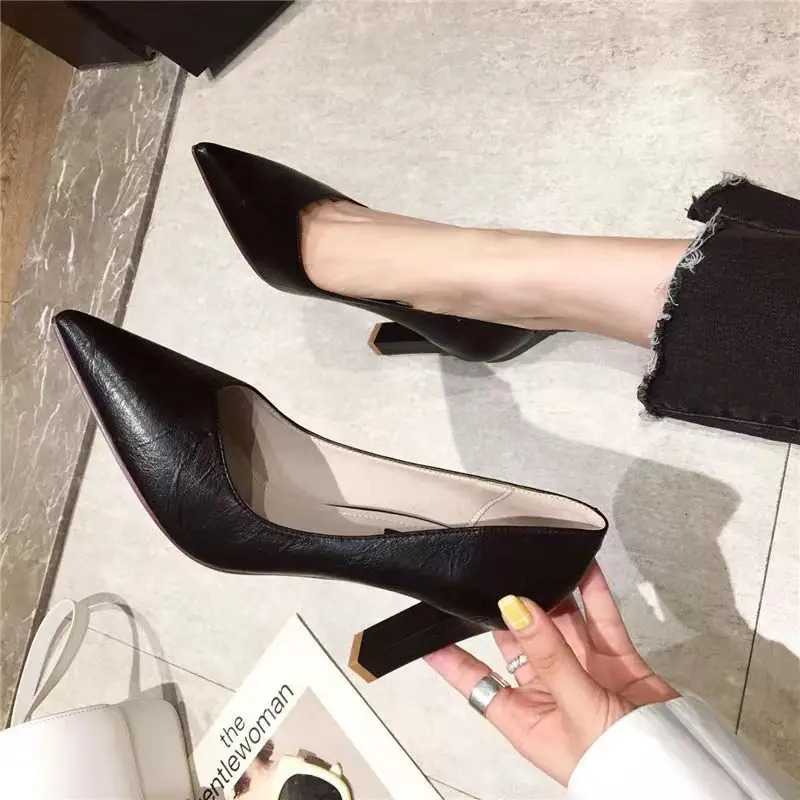 Shoes for Women Stilito Ladies Summer Footwear Square Heels Office Super High Heel Black Pointed Toe Y2k Quick Delivery 39 260625 - view 4