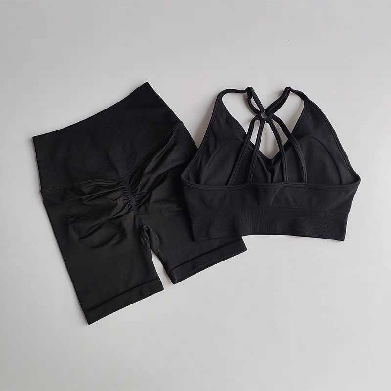 Fitness Set V-Neck Bra High-Waisted Womens Quick-Dry Yoga Wear Butt-Lifting 3/4-Length Shorts for Workout and Training M260626