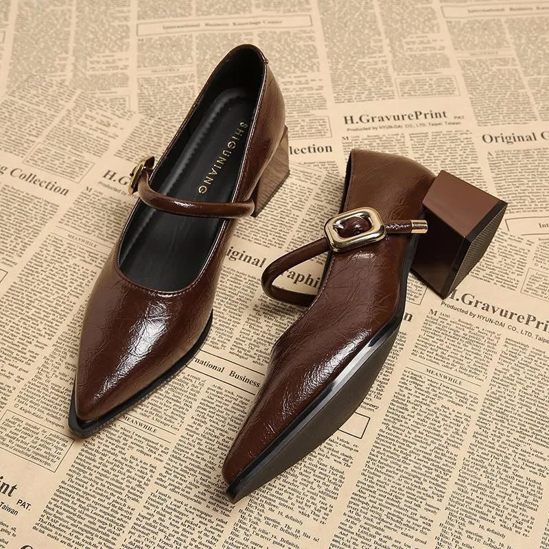 Retro mid-length single shoes spring and summer fashion belt buckle pointed toe comfortable shallow toe leather shoes 260625 - view 5