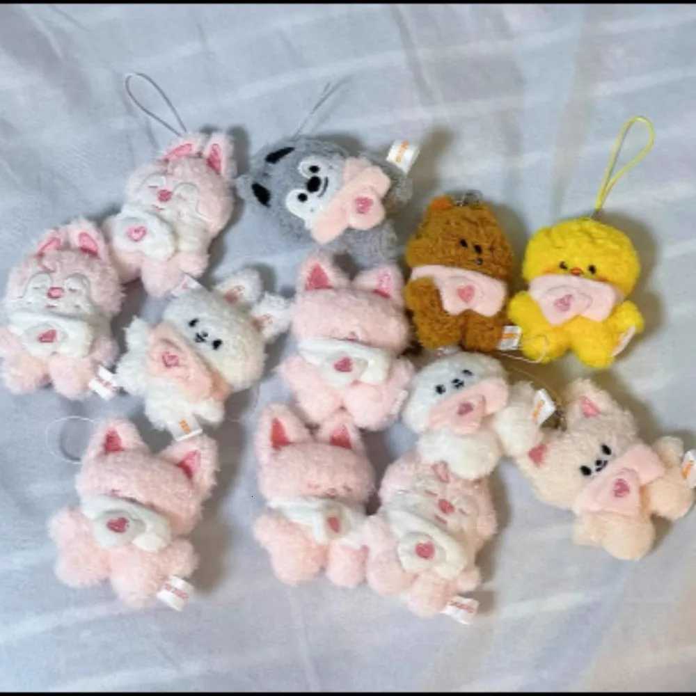 new 5cm SKzoo Same 2026 Model Homeless stray kids Children FM Field Week 5cm Pink Scarf Cute Accessories M260625 - view 4
