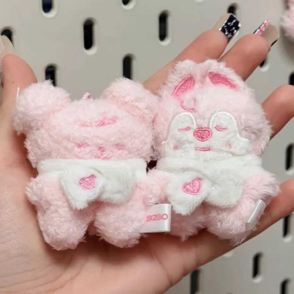 new 5cm SKzoo Same 2026 Model Homeless stray kids Children FM Field Week 5cm Pink Scarf Cute Accessories M260625 - view 3