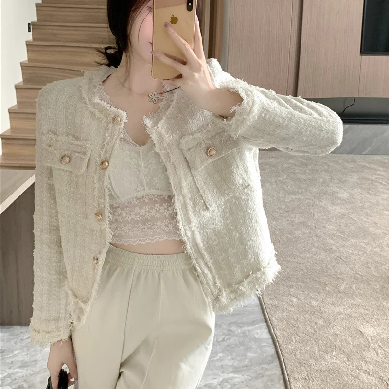 Women French Style Tweed Jacket 2026 Spring Autumn Elegant Round Neck Long Sleeve Top Gold Button Cropped Cardigan Outerwear 260618