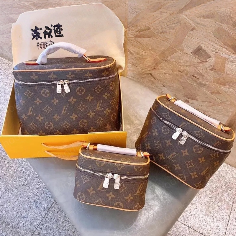 Vanity bag designer bag luxury makeup bag designer pouch high quality classic cosmetic bag designer handbags for women purses storage bag toiletry bag letter zipper