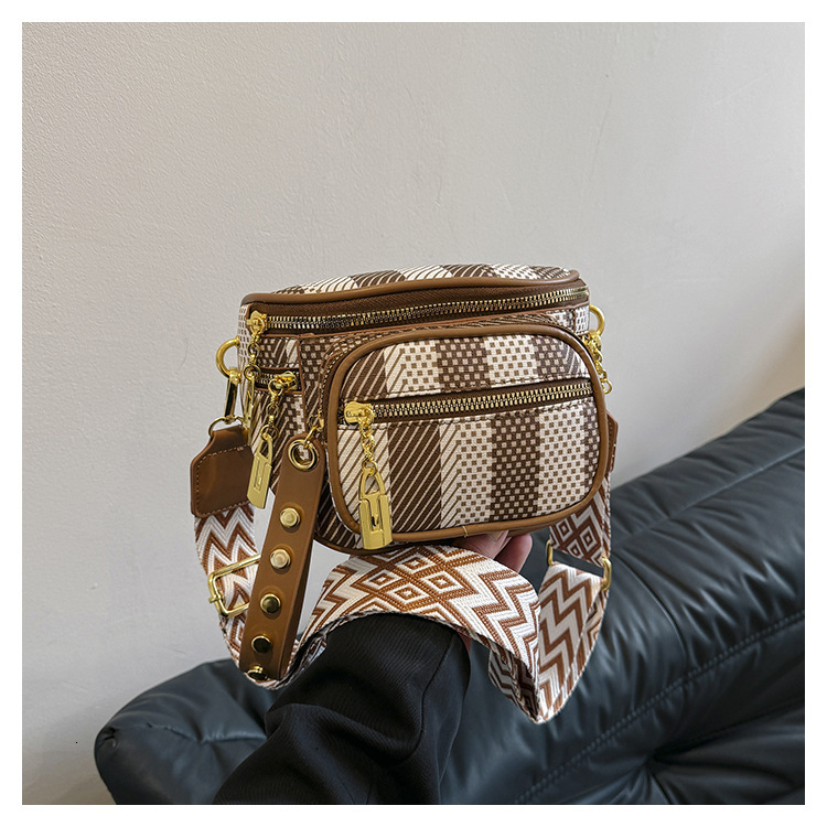 Cross-Border Wholesale Women's Chest New Model Plaid PU Texture Shoulder Crossbody Fashion Trendy Versatile Waist Bag - view 6