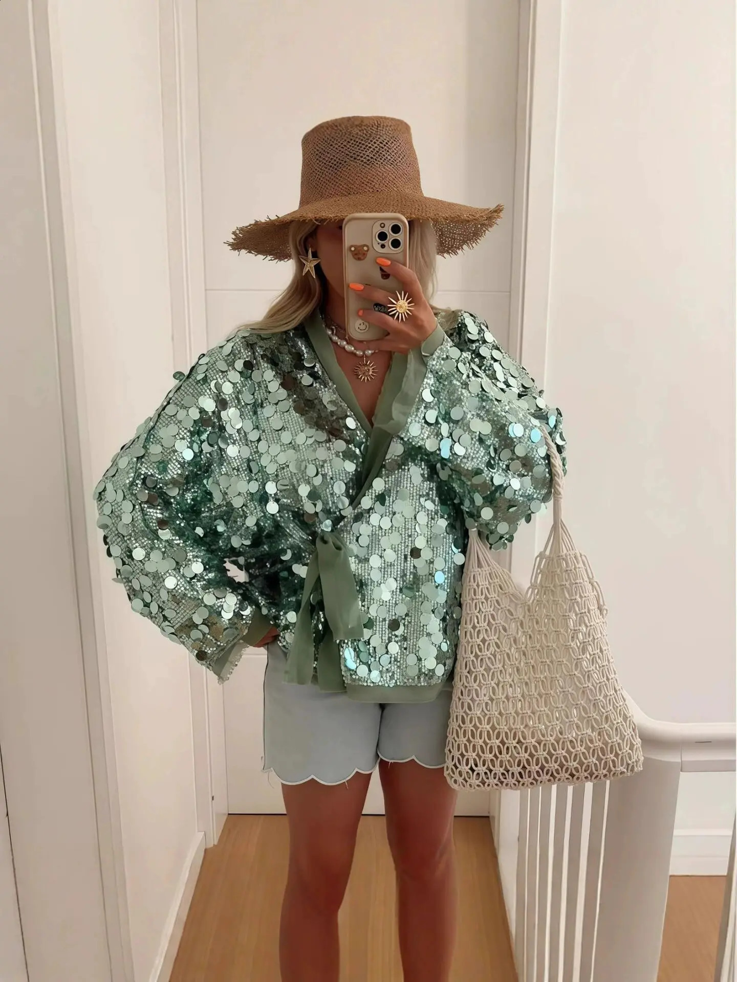 Five Colors Elegant White Sequ Patchwork Lace-up Shirt Blouse Women Long Sleeve V-neck Loose Short Coats Street Overshirt M4XW 260626 - view 4