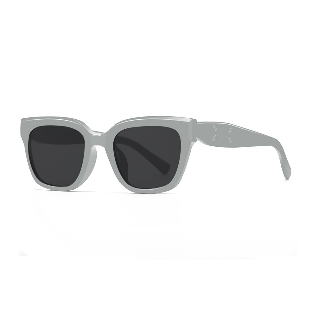 2026 New Model Women's with a High-End Look, Slimming Effect Large Faces, UV Protection for Driving, Polarized Sunglasses wholesale - view 4