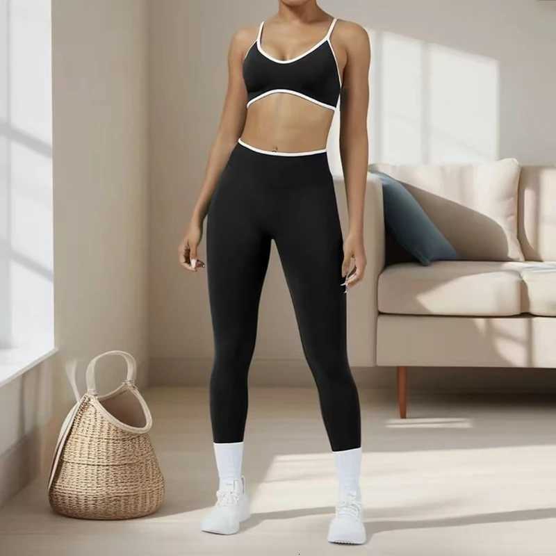 High Waisted Sports Bra 2PCS Set with Contrasting Small Suspender Tight Fitting Hip Lifting Training Bra And Pants M260626 - view 5