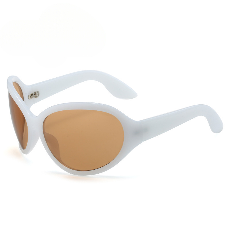 Oversized futuristic curved trendy new sunglasses for women with a high end feel UV protection and sun protection - view 6
