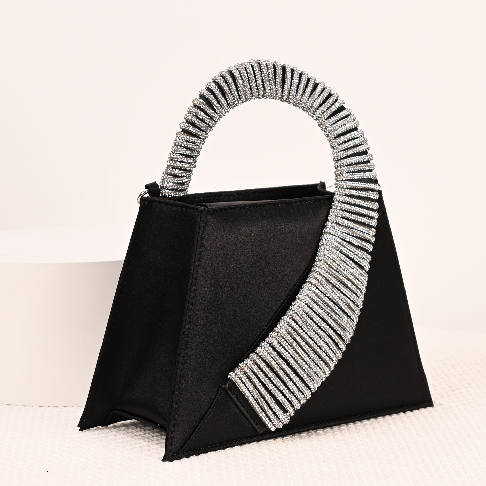 New Women S Bags Bring Diamond Embellished Fairy Super Shiny Rhinestone Trapezoidal Bag Shoulder Crossbody Handbag - view 5
