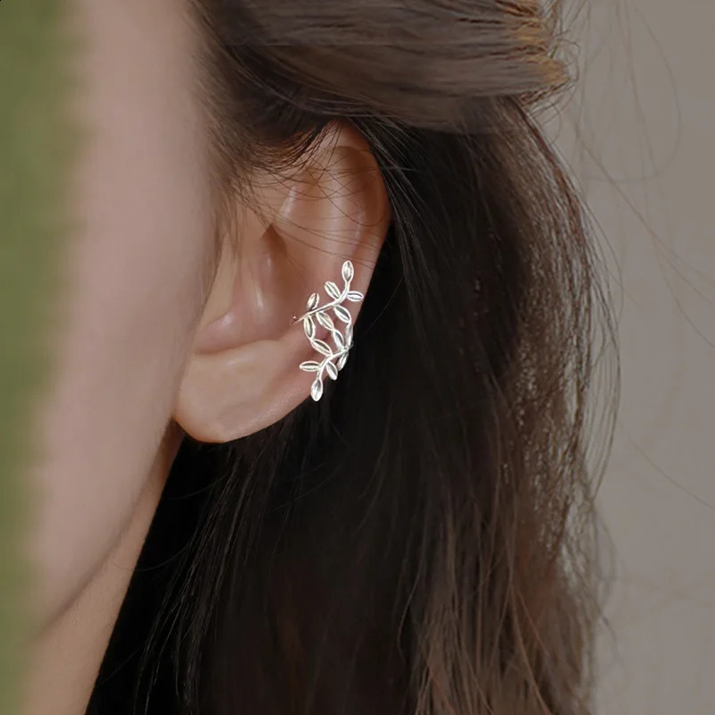 Vintage Hollow Butterfly Ear Clip Without Piercing Earrings For Women Fashion Exquisite Cuff Wedding Jewelry 260623 - view 4