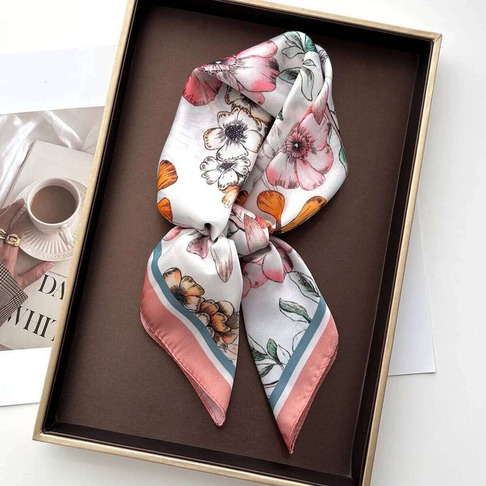 Fashion Square Silk Scarf Women Hairband Oil Printed Small Satin Shawls Foulard Neckerchief Female Headbands Bandana 26Y06226 - view 7