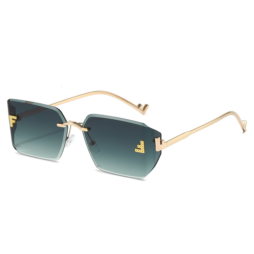 2026 New Model Metal Personality Sunglasses European And American Big Brand Diamond-Embellished Letter F Women's Versatile Eyewear - view 3