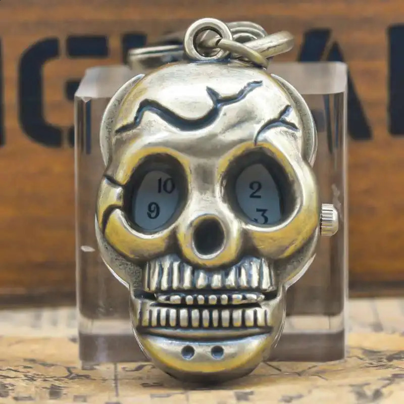 Retro Bronze Steampunk Skull Quartz Pocket Watch Necklace Pendant Clock Chain Men And Women Chain Halloween Gift 260626 - view 3