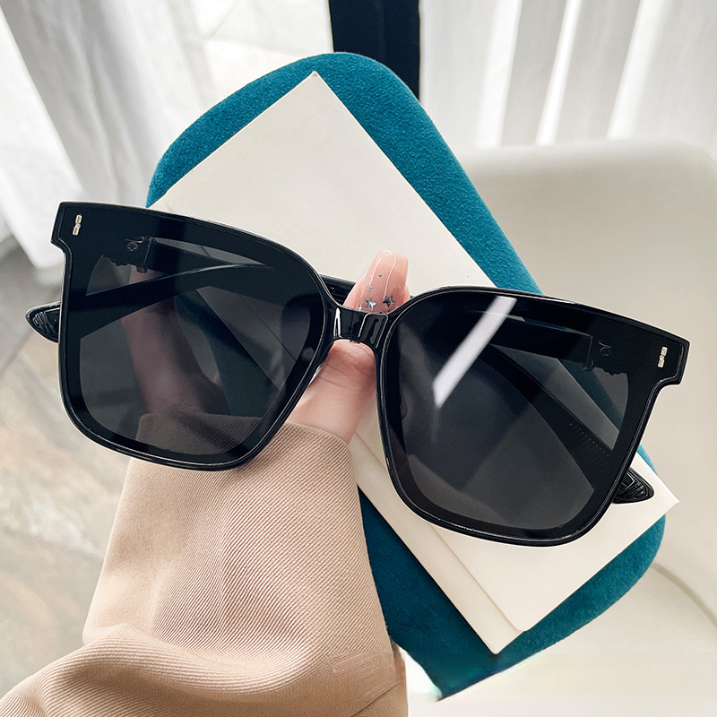 Ladies' Designer Boxy Black Sunglasses Niche Luxury Women's Style Suitable For Square And Round Faces High-end Feeling, 2026 UV Resistant Su