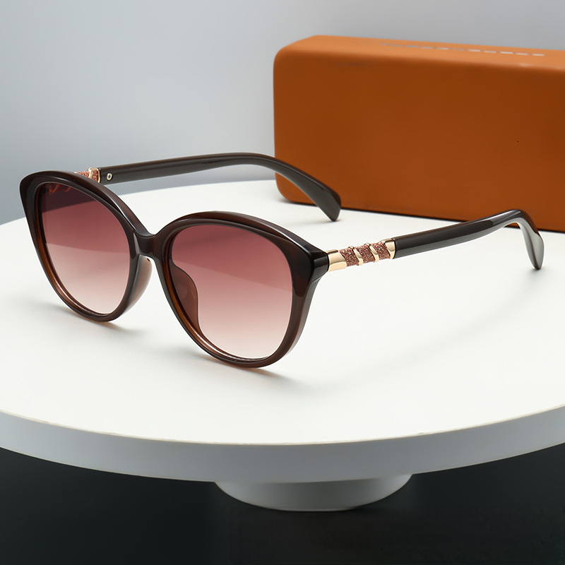 Designer's New Cat Eye Small Fragrant Style Luxurious And High-end Women's Sunglasses Cross-border European And American Fashion Trend UV Re - view 3