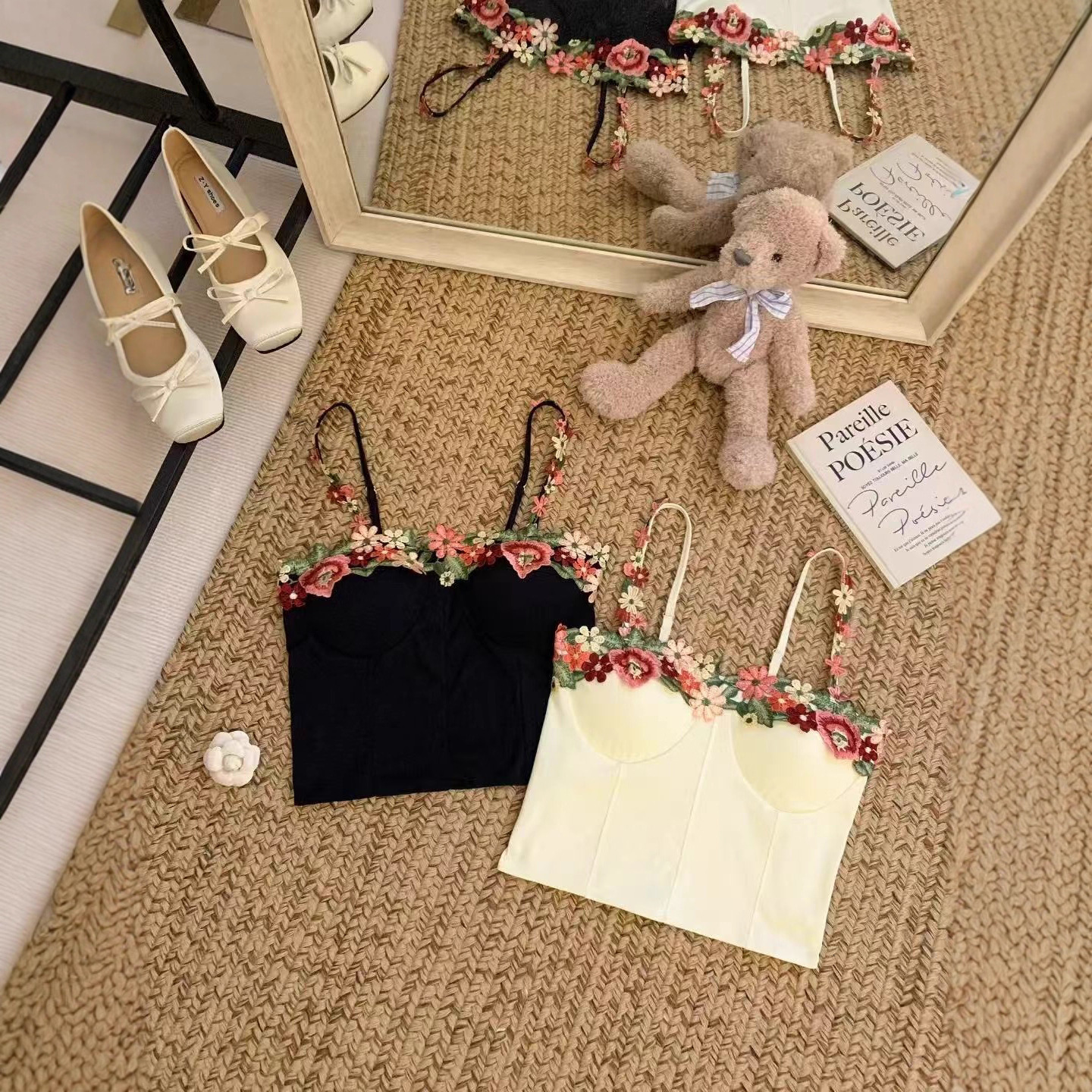 Womens Thin Camisole Vest Womens Floral Embroidery Built In Chest Pad Short Strap Unique Layer Top For Women Daily Gym Loungewear Daily Outfits - view 5