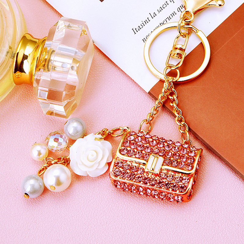Keychain Fashionable And Exquisite Pearl Shoulder Bag Design Car Keychain Metal Cute Women's Bag Pendant Keychain Ring Creative Hanging Accessori - view 5