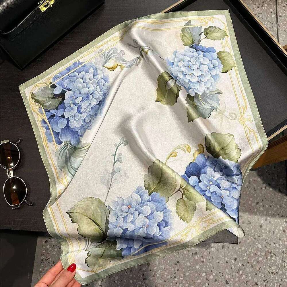 Summer 100% Real Scarf Women Fashion Korean Hair Wrap Bufanda Foulard Bandana Poncho 53cm Mulberry Silk Square Scarves New 26Y06226 - view 3