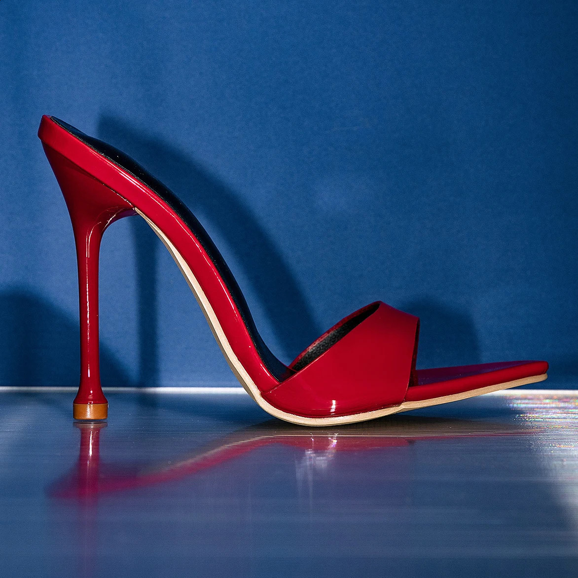 Fashion Red Women Thin Heel Slippers Sexy Pointed Toe Open Toe Sandals Elegant Exquisite Ladies Banquet Party High Heels mule 260626 - view 7