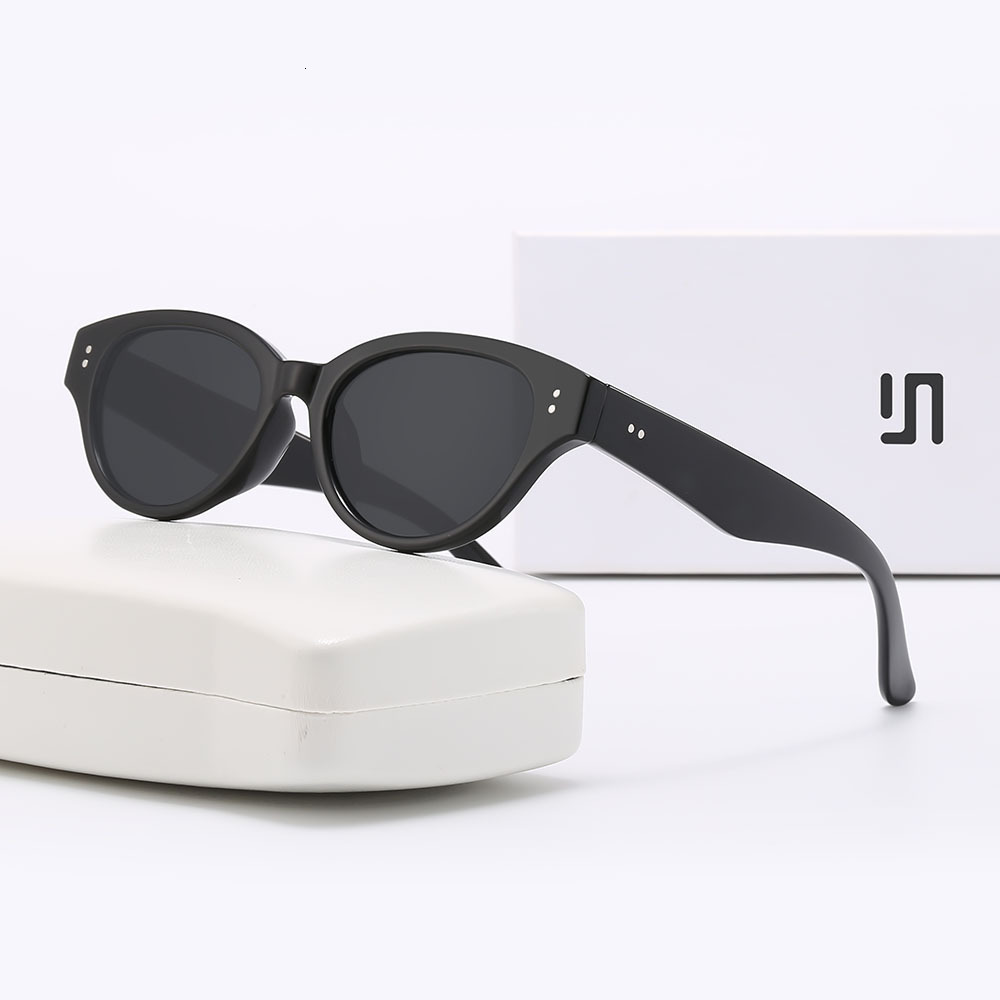 2026 New Pink Frame Sunglasses Women, Cat Eye Retro UV Sunglasses, Slimming Effect for Large Faces, Sun Protection Polarized Glasses wholesale - view 6