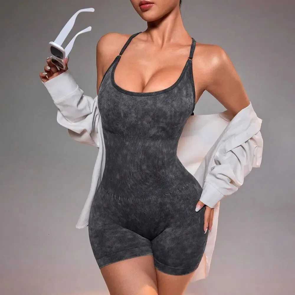Cropped Yoga Leggings Cross - High-Waisted Water Washed Seamless One Piece Yoga Suit for Women M260626 - view 6