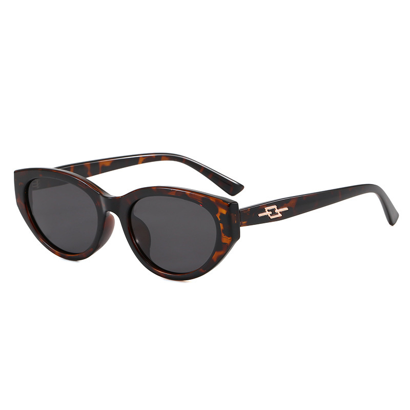 Retro Cat Eye GM Sunglasses for Women High End Polarized Korean Style TR Fashion Glasses Trendy Sunglasses for Men New Model - view 5