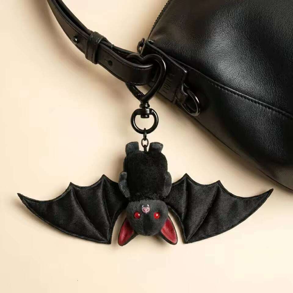 Plush Black Keychain Transformable Key Ring Pendant Backpack Bag Purse Charm Halloween Gift Gothic Bat Keyring 26Y0626