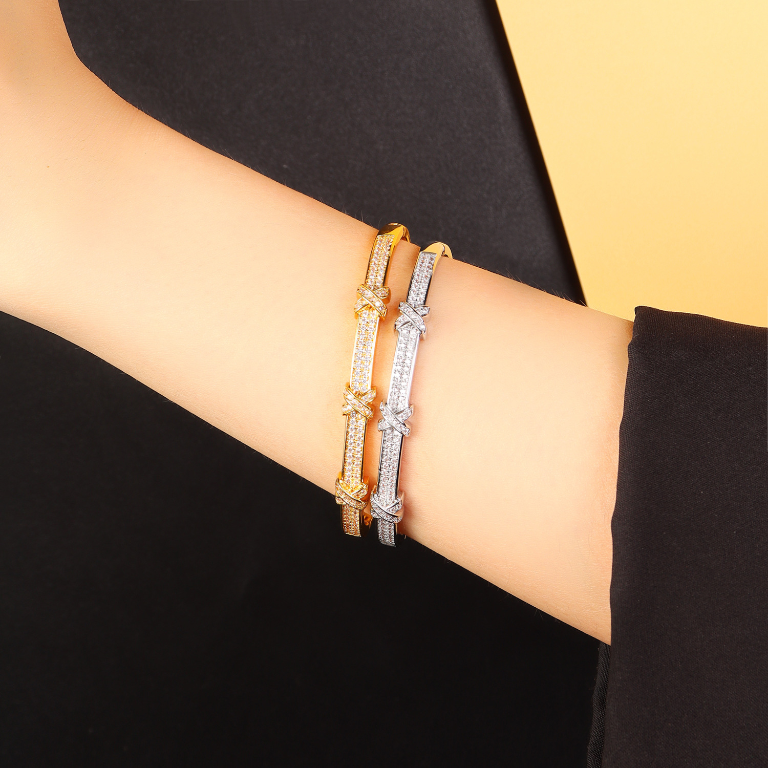 Bracelet Electroplated Zircon Letter Bracelet Light Luxury And High-End Feel Gold Fashion Trendy Versatile Women's Jewelry Wholesale - view 3