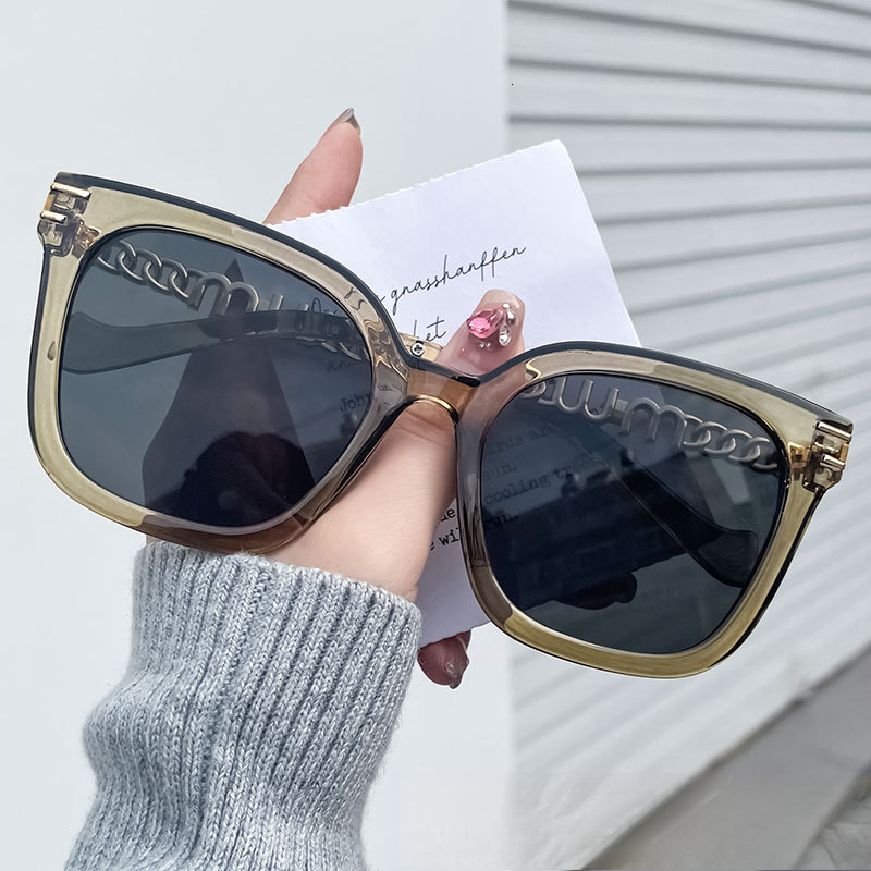 2026 New Square Large Frame Metal Chain Daily Leisure Versatile Luxury Premium Sunglasses Cross Border Internet Celebrity Personalized Trendy Sunglass - view 3