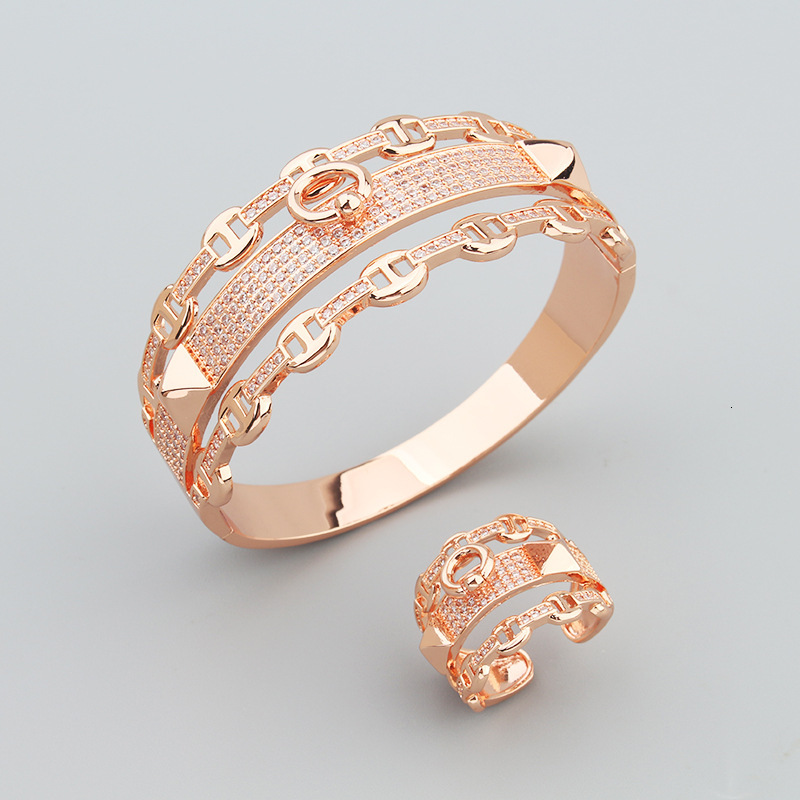 Bracelet Fashion Light Luxury Pig Nose Hollow Bracelet Ring Set Copper Gold Plated Inlaid Zircon Elegant Women Fresh Accessories - view 3