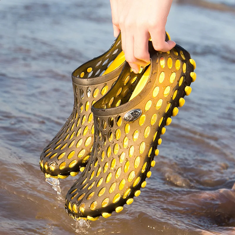 Men Vacation Beach Sandals Unisex Travel Leisure Slippers Outdoor Wading Shoes Women Large Size Light Aqua Shoes Garden Shoes 260622 - view 6