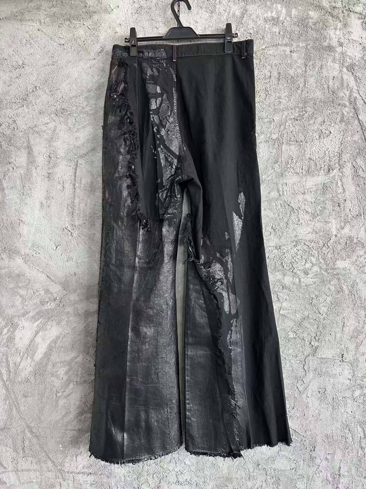 2025ss O Washed Cotton Denim Trousers Featuring Unique Wax RCoating and Versatile Block Colors High top Men's Jeans - view 3
