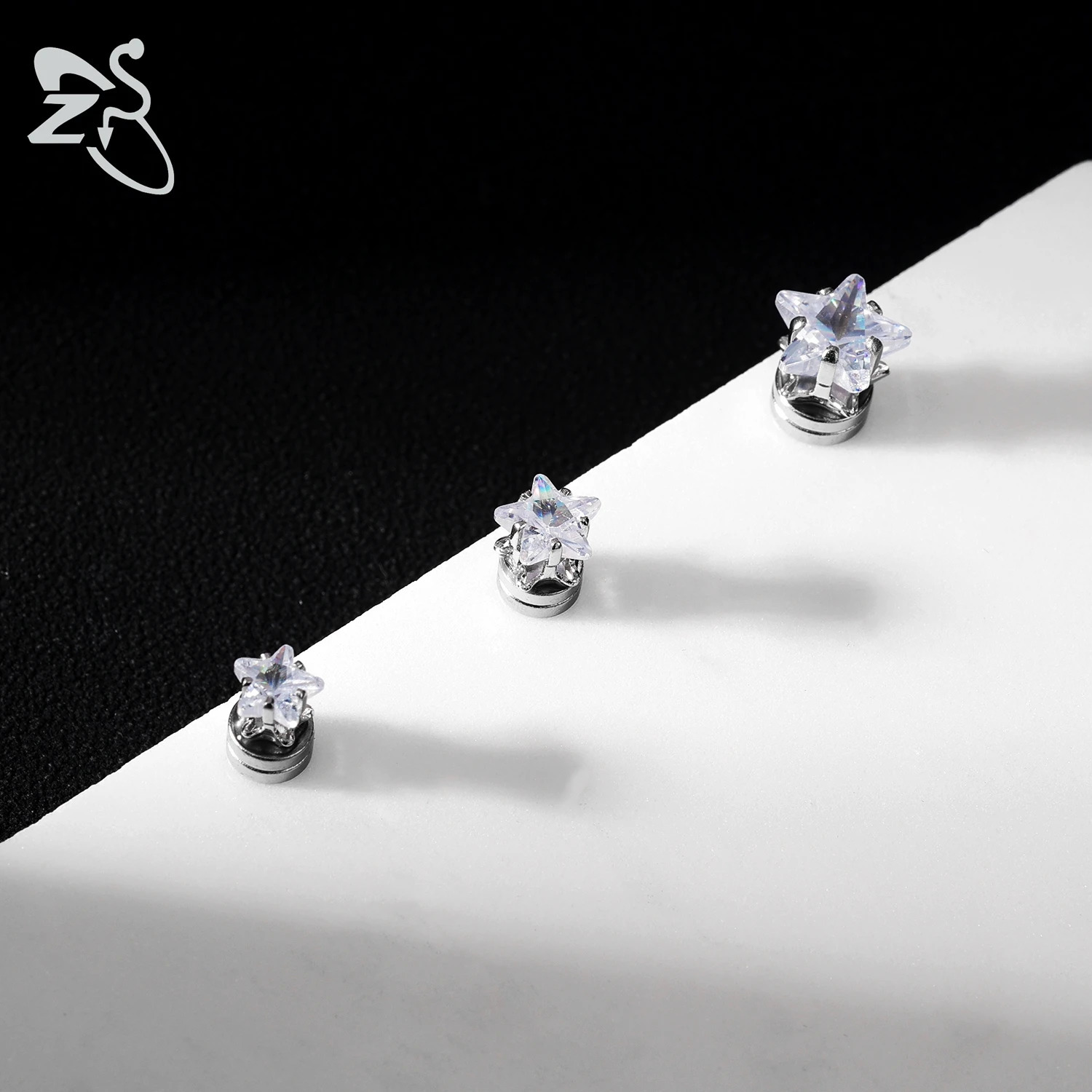 ZS 1 Piece Magnetic Clipon Earrings Star Heart Shape CZ Crystal Ear Clip No Piercing Stud Pierced Earring Jewelry 48MM 260623 - view 4