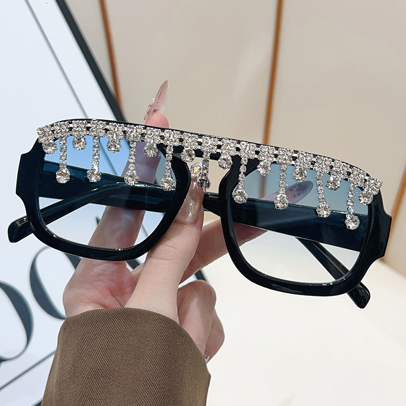 2026 New Personalized Trendy European And American Internet Celebrity Ins Hip-Hop Square Fashionable Curtains Sunglasses For Women - view 1